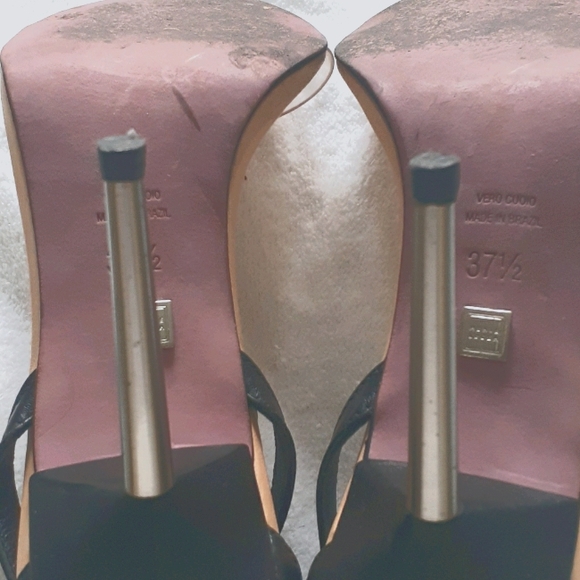 Shoes - Picture 7 of 7